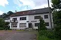 Leerstehende Gebäude des historischen Binnerschbacher Hofes/Gasthaus Heckmann in Diefflen vor dem Abriss