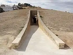 Eingang des Dolmen von Osten