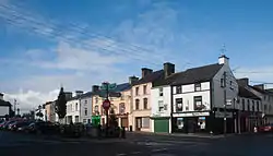 Marktplatz an der High Street in Dunmore