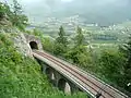 Viadukt und Tunnel zwischen Marling und Töll mit Blick nach Algund-Plars vom Marlinger Waalweg aus