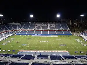 Das FAU Stadium bei Nacht (Oktober 2011)