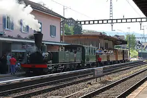 Bahnhof Immensee 2009 mit der SBB Ec 2/5 28 Genf