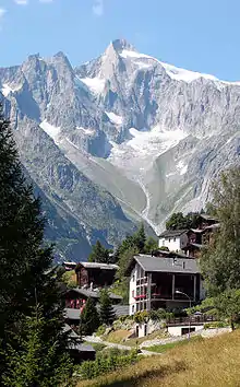 Aufnahme 100 Jahre später: Vom Gletscher ist an dieser Stelle nichts mehr zu sehen.