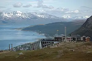 Blick vom Storstein nach Norden über den Grøtsund auf Ringvassøya