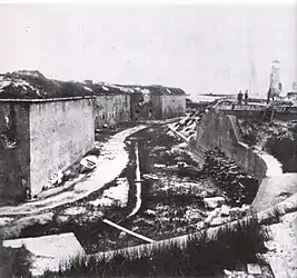 Fort Morgan nach der Belagerung (1864)