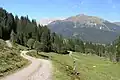 Der auf dem Weg zur Hütte liegende Frohnalm-Parkplatz