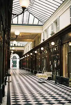 Galerie Véro−Dodat