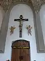 Chorbogenkreuz mit Engeln