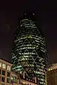 30 St Mary Axe bei Nacht