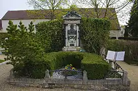 Grabdenkmal fürCarl Emil Diezelim Schwebheimer Friedhof