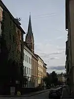 Blick in die Naglergasse, im Hintergrund die Herz-Jesu-Kirche