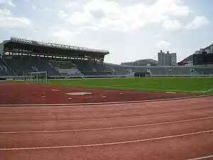 Blick auf die Haupttribüne des Busan-Gudeok-Stadions im März 2009