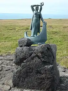 Statue der Gudridur Thorbjarnardottir auf Island