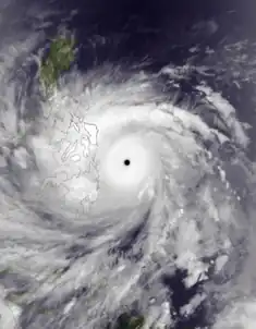 Taifun Haiyan am 7. November, beim Erreichen seines Höhepunkts