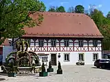 Rathaus und Osterbrunnen