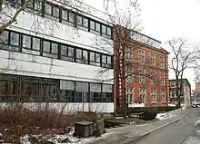 Alt- und Neubau des Gymnasiums Helene-Lange-Schule an der Hohen Straße