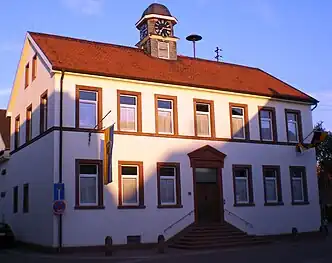 Heuchelheim: Ehemaliges Schul- und Rathaus, heute Heimatmuseum