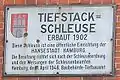 Schild an der Tiefstackschleuse