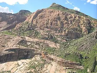 Blick auf den Hohenstein im gleichnamigen Massiv, Erongogebirge