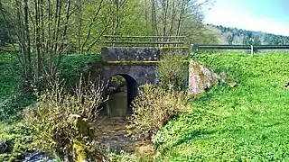 Blick auf Haslochbach und alte Holländerbrücke