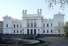 Huvudbyggnaden Hauptgebäude der Universität