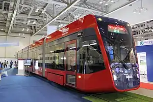 Oberleitungslose Straßenbahn Hyundai Rotem