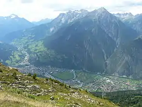 Blick auf das Inntal vom Krahberg Richtung Landeck