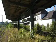 Bahnsteige (bis 2007), Blick in Richtung des westlich gelegenen Bahnhofs Iserlohn (Zentrum)