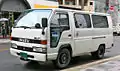 Isuzu Elf Route Van