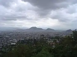 Blick vom Cerro de la Estrella auf Iztapalapa