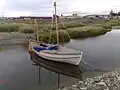 Der Nachbau der James Caird im Fluss neben dem Nao-Victoria-Museum.