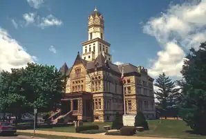 Jersey County Courthouse in Jerseyville, gelistet im NRHP Nr. 86001008