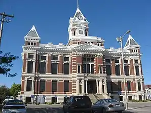 Johnson County Courthouse in Franklin, gelistet im NRHP Nr. 81000017