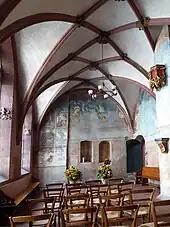 Kapelle in der Peterskirche. Die Kirche ist ein Sakralbau in der Schweizer Stadt Basel. Sie ist dem heiligen Petrus geweiht und dient nach Umnutzungen und Erneuerungen seit 1529 als evangelisch-reformierte Kirche.