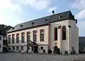 Die ehemalige Klosterkirche, links das Langhaus, rechts der Chor (heutige Corneliuskapelle)