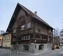 Das Haus an der Klostergasse 1 in Dornbirn stammt aus der Zeit um 1700.