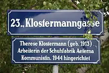 Klostermanngasse, mit erläuternder Zusatztafel