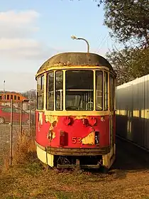 Der letzte verbliebene 13NS-Wagen in Warschauer Betriebshof R-1 Wola