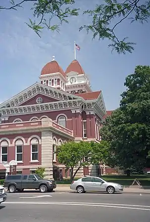 Das frühere Lake County Courthouse in Crown Point, gelistet im NRHP Nr. 73000073