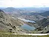 Der Quellsee Glaslyn und der Llyn Llydau an der Ostflanke des Snowdon