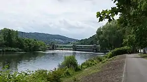 Staustufe Apach vom luxemburgischen Schengen aus gesehen