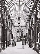 In der Passage um 1900