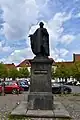 Möserdenkmal im Zentrum