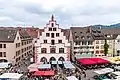 Münstermarkt mit dem Kornhaus auf der Nordseite