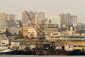 Teilansicht des Hafens in Maputo im Jahr 2006