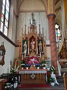 Kath. Kirche Otterstadt: Marienaltar mit hl. Dominikus (links) und hl. Franziskus (rechts), 1891