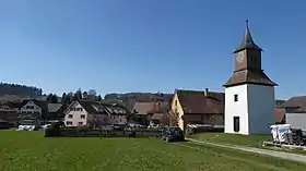 Oberschlatt mit Glockenturm