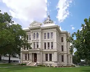 Das Milam County Courthouse and Jail, gelistet im NRHP mit der Nr. 77001460