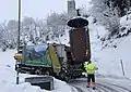 Leerung eines Halbunterflurcontainers MOLOK