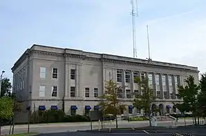 Das Muskogee County Courthouse in Muskogee, seit 1984 im NRHP gelistet